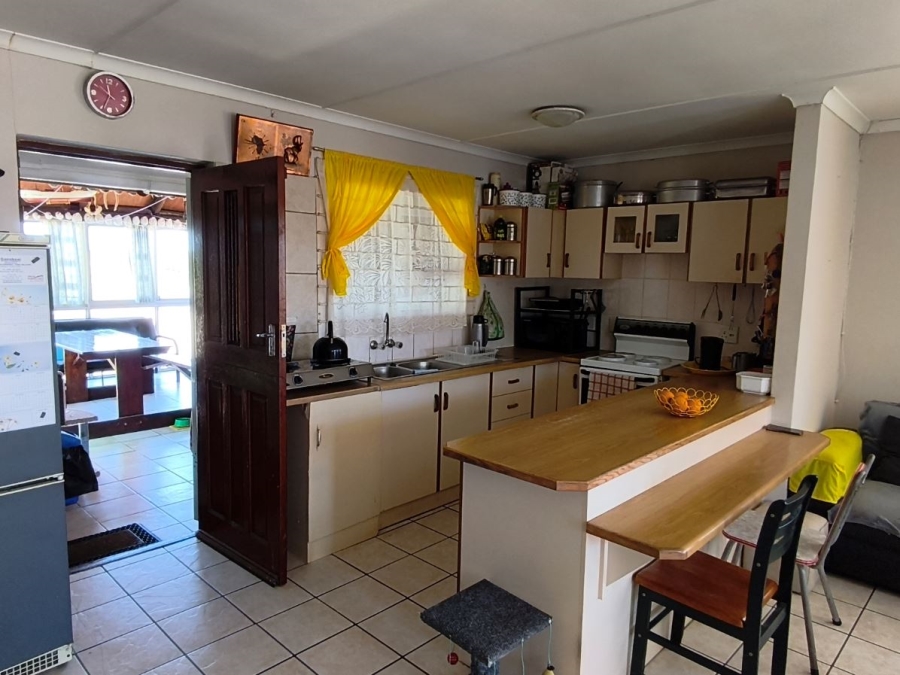 2 Bedroom Property for Sale in De Kelders Western Cape